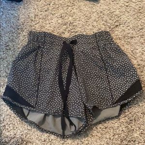 LULULEMON SHORTS REFLECTIVE